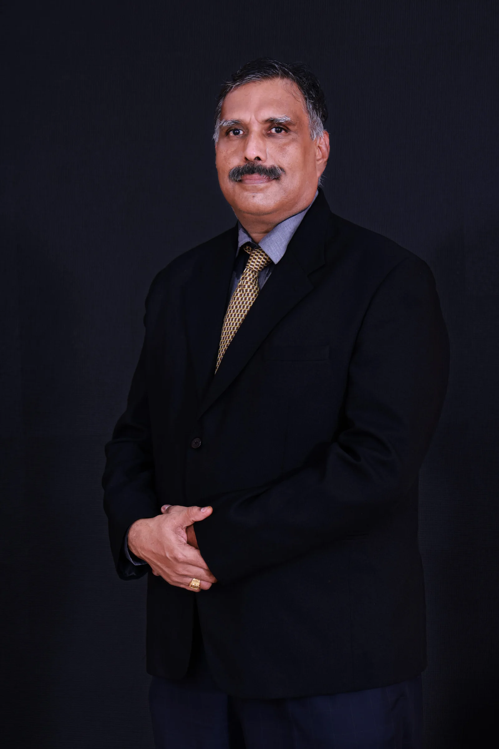 Dr.I.Packiaraj, MDS